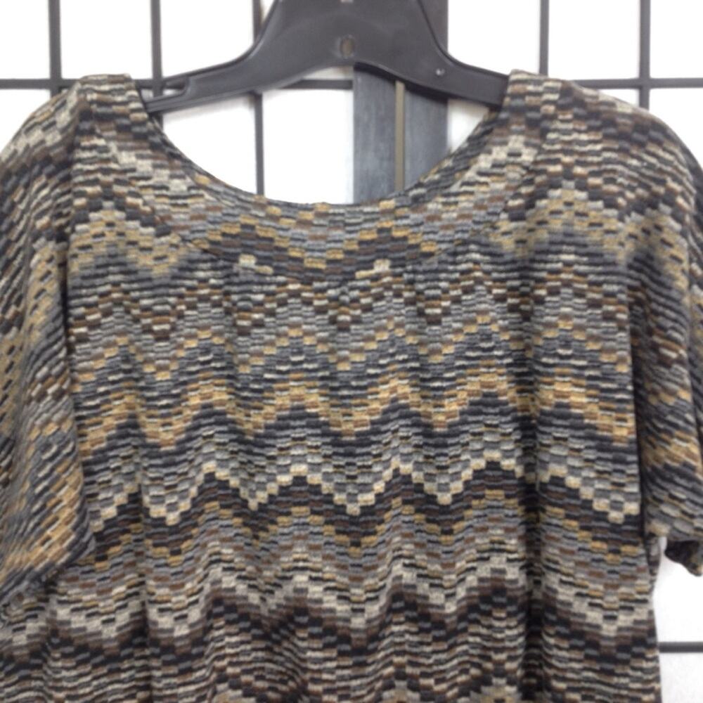 AB Studio Chevron Short Sleeve Pullover Top Blouse Size M - Picture 6 of 9
